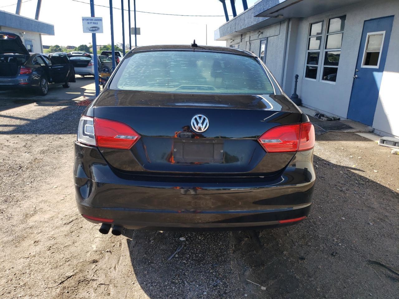 2014 VOLKSWAGEN JETTA
