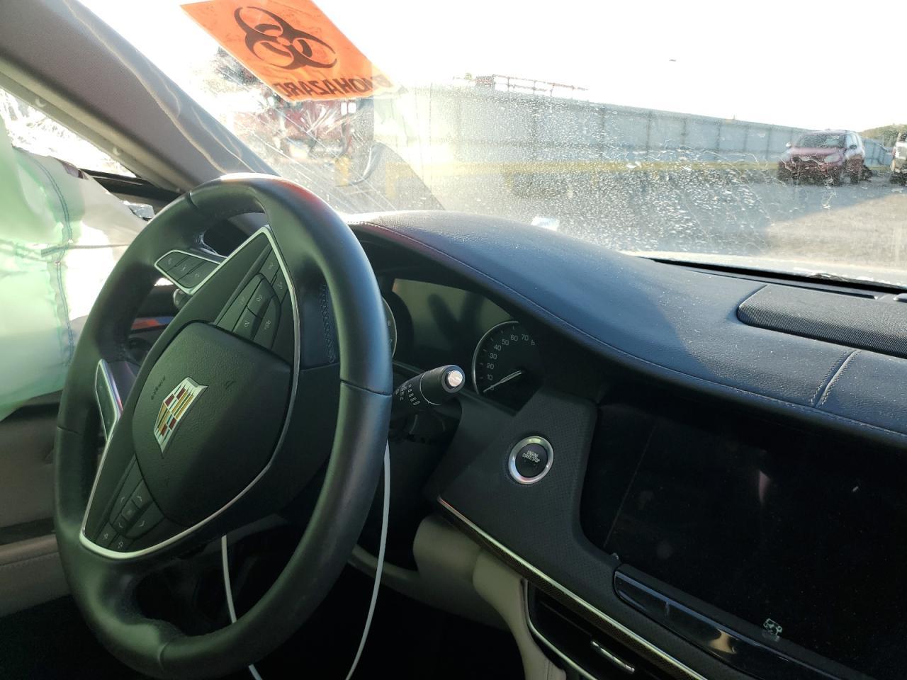 2017 CADILLAC CT6