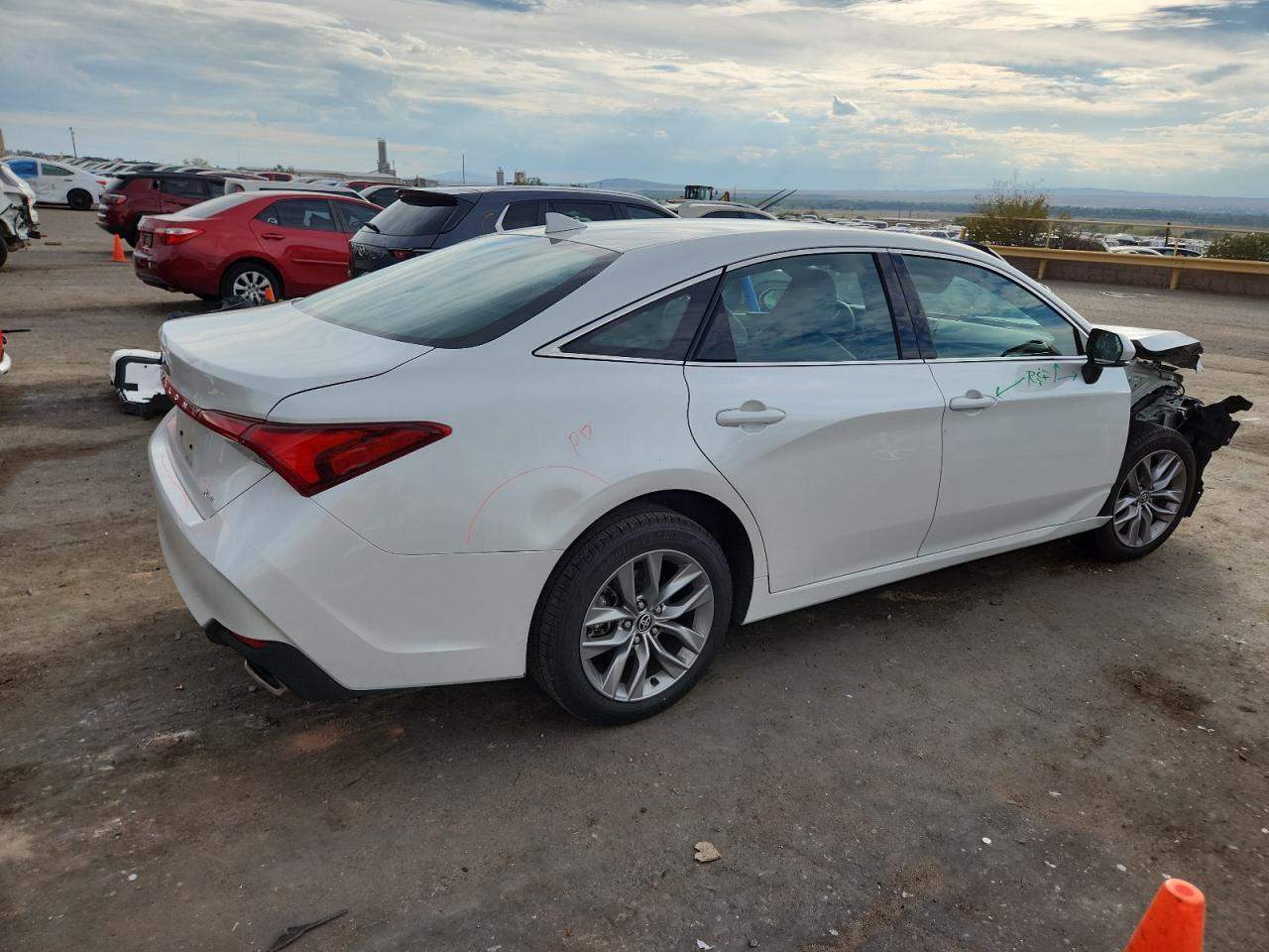2021 TOYOTA Avalon