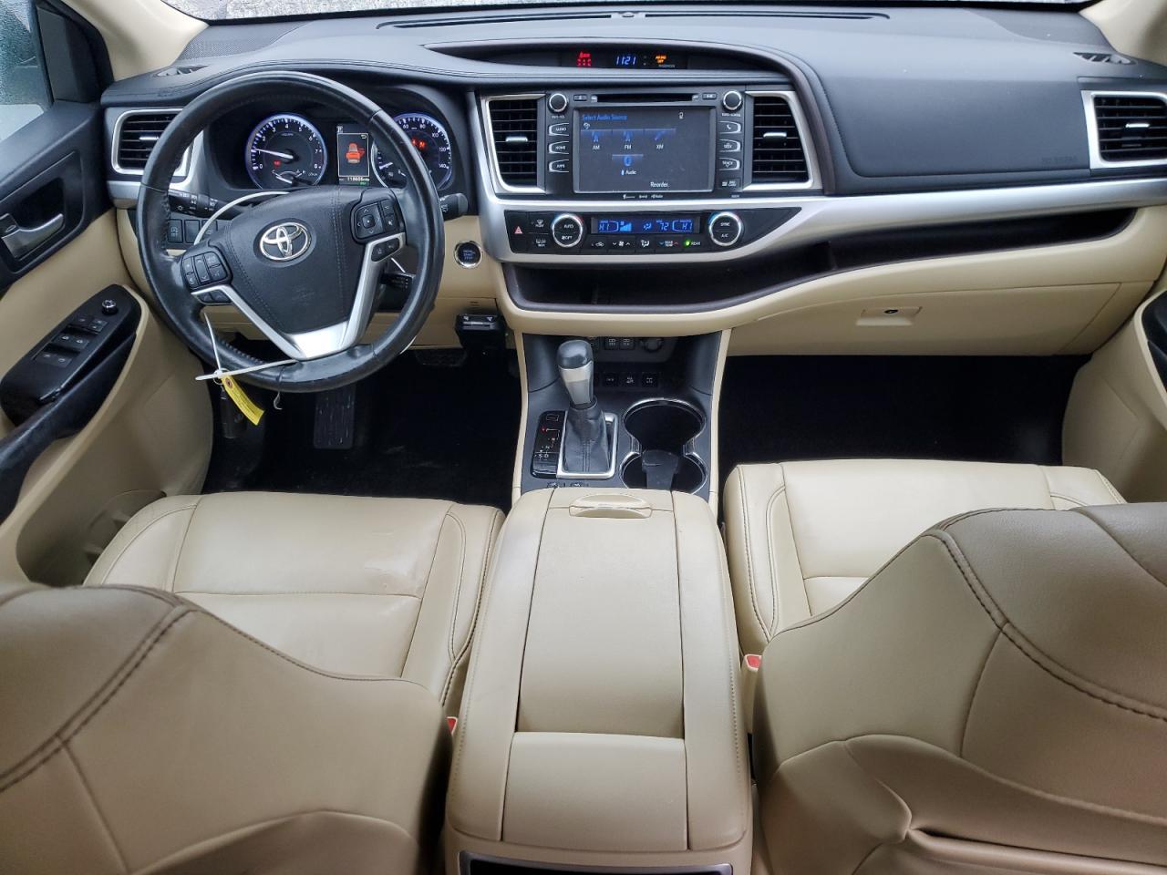 2017 TOYOTA HIGHLANDER