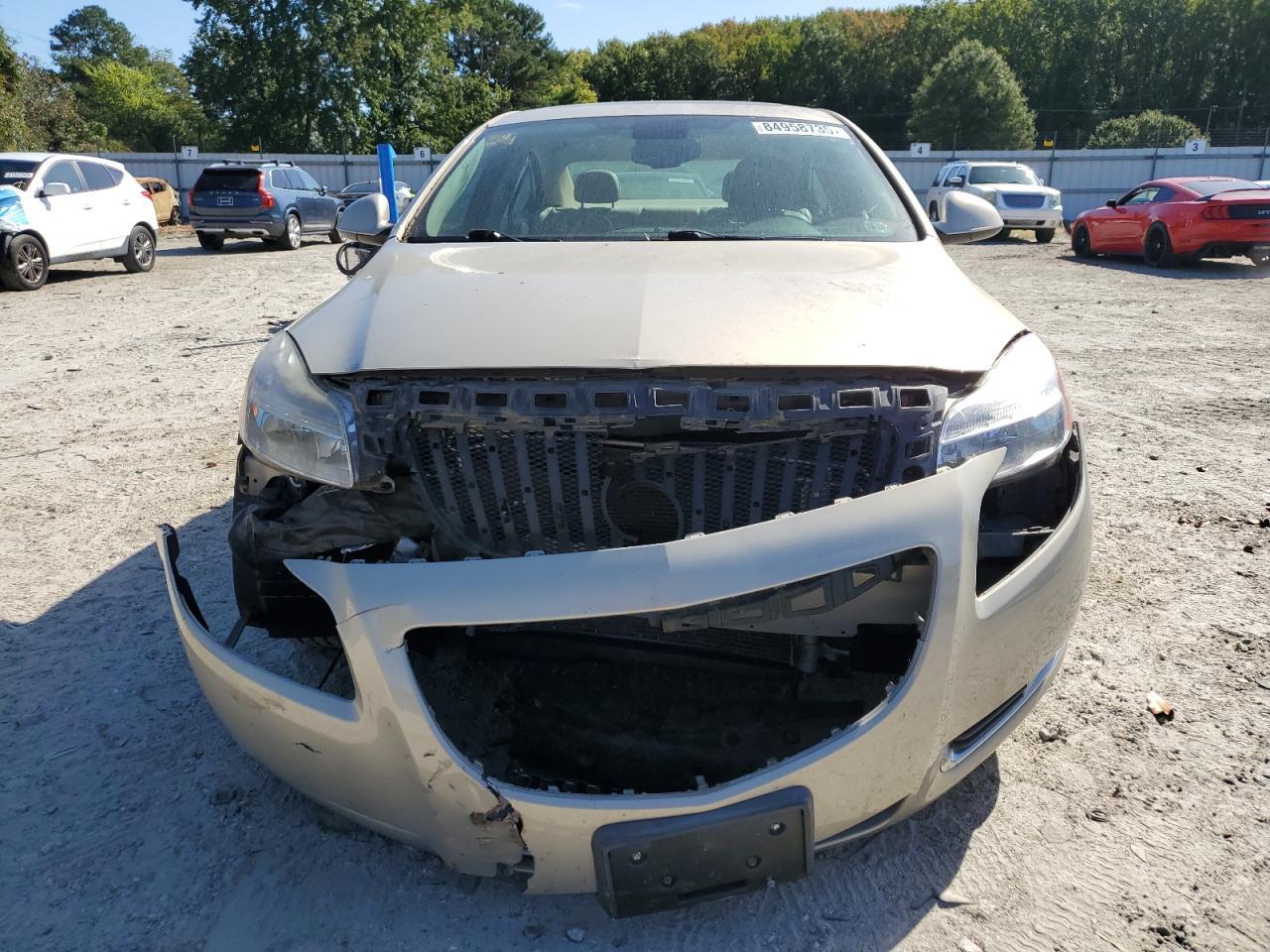 2011 BUICK Regal