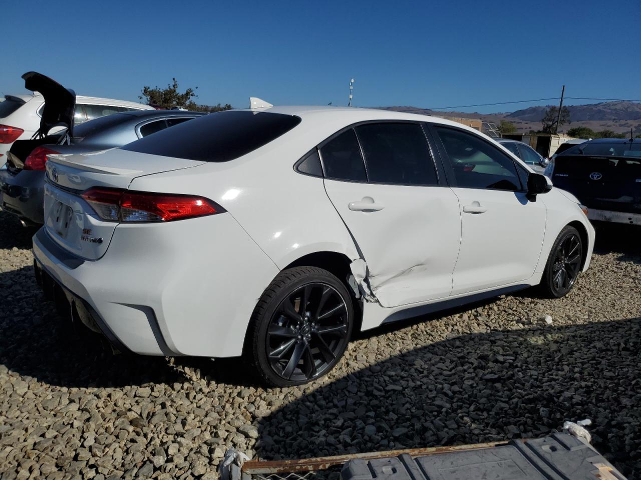 2024 TOYOTA COROLLA