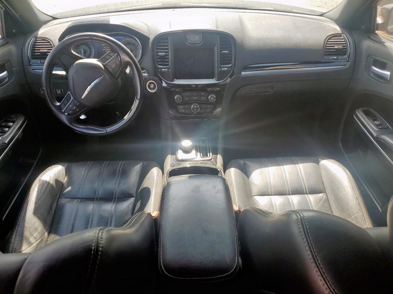 2021 CHRYSLER 300