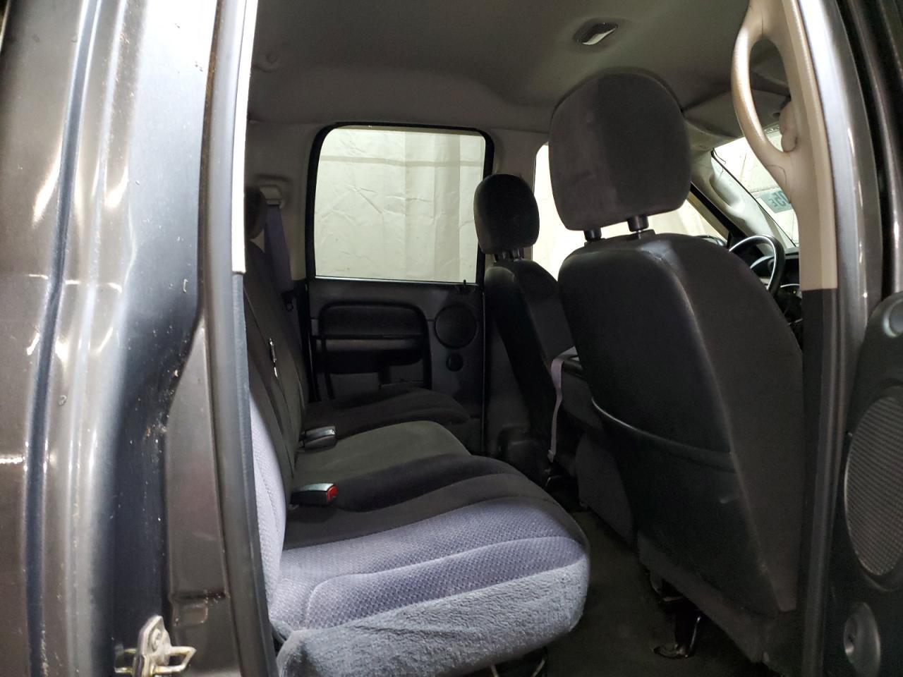 2004 DODGE Ram 2500