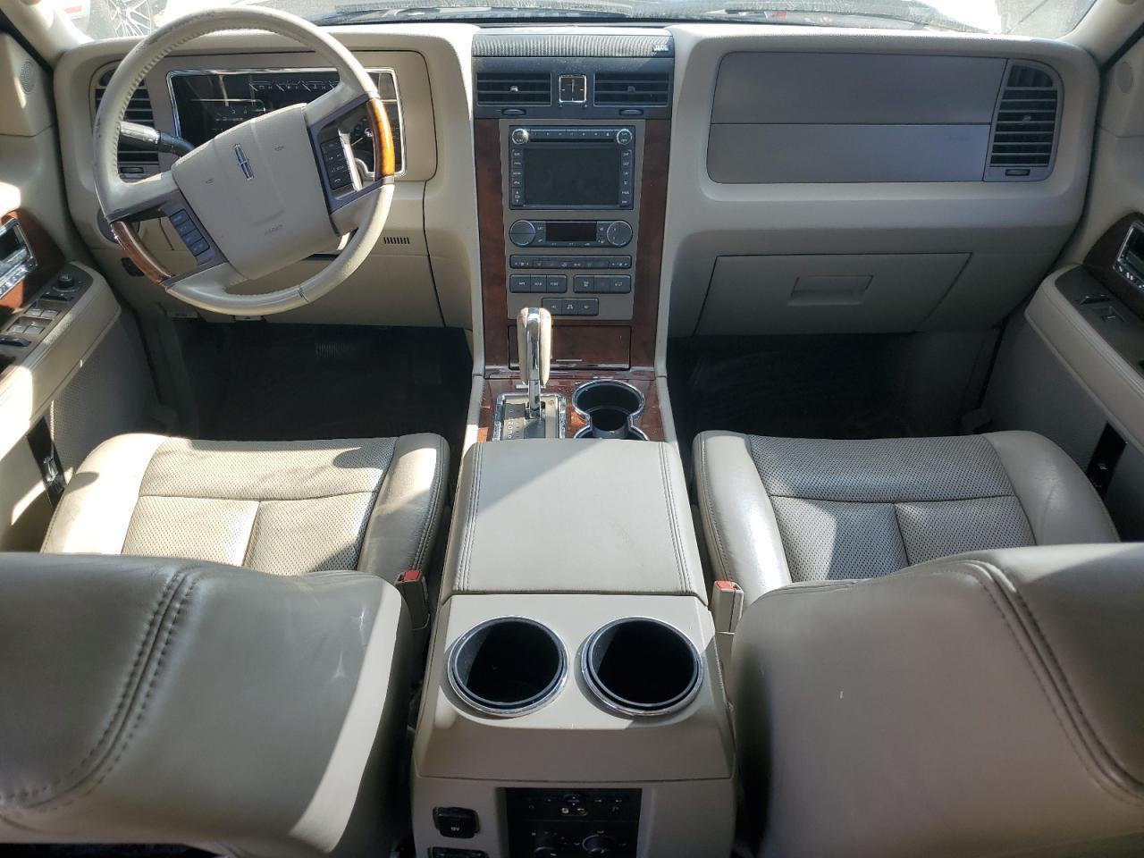 2013 LINCOLN Navigator