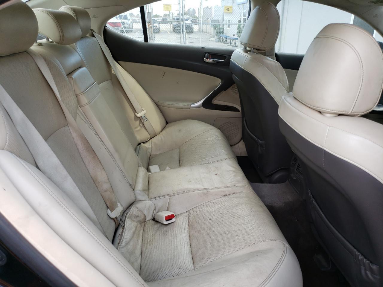 2013 LEXUS IS 250