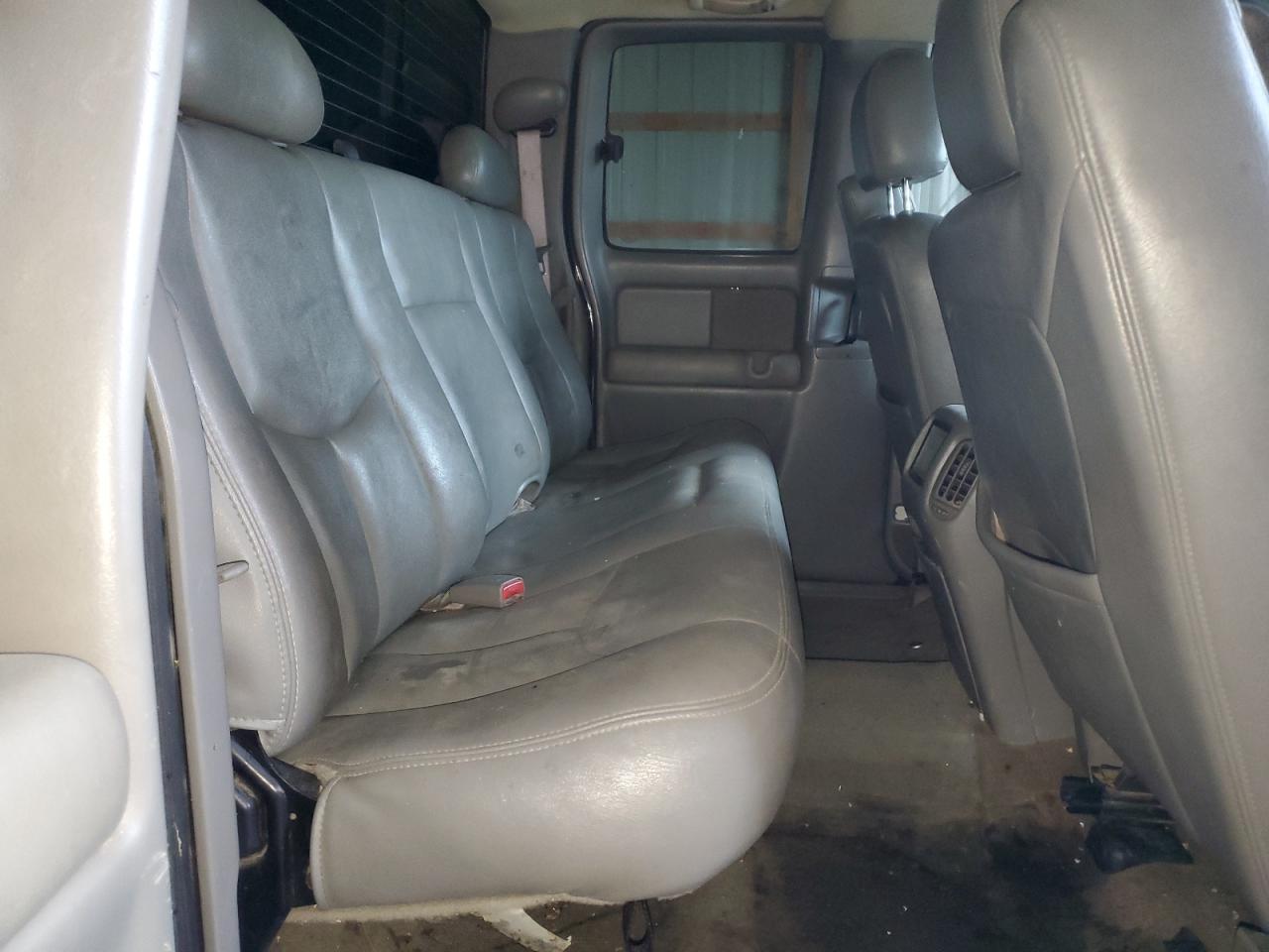 2003 GMC Sierra