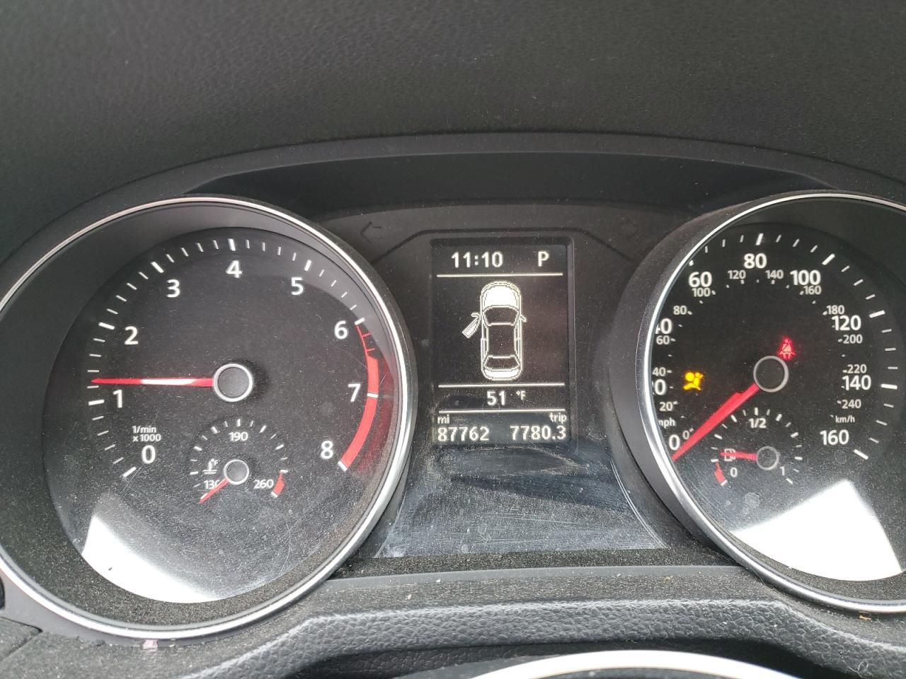 2017 VOLKSWAGEN Passat