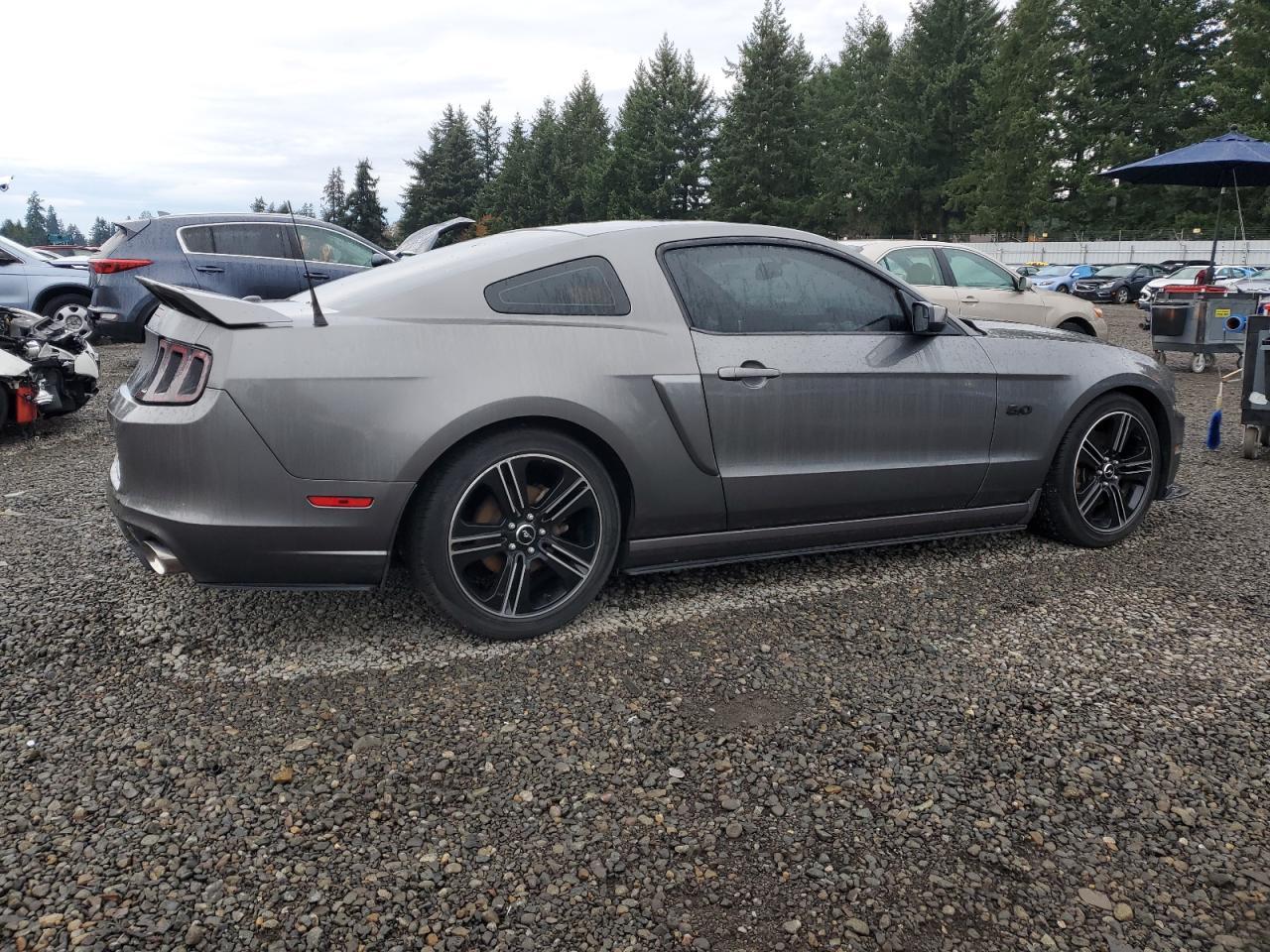 2013 FORD MUSTANG