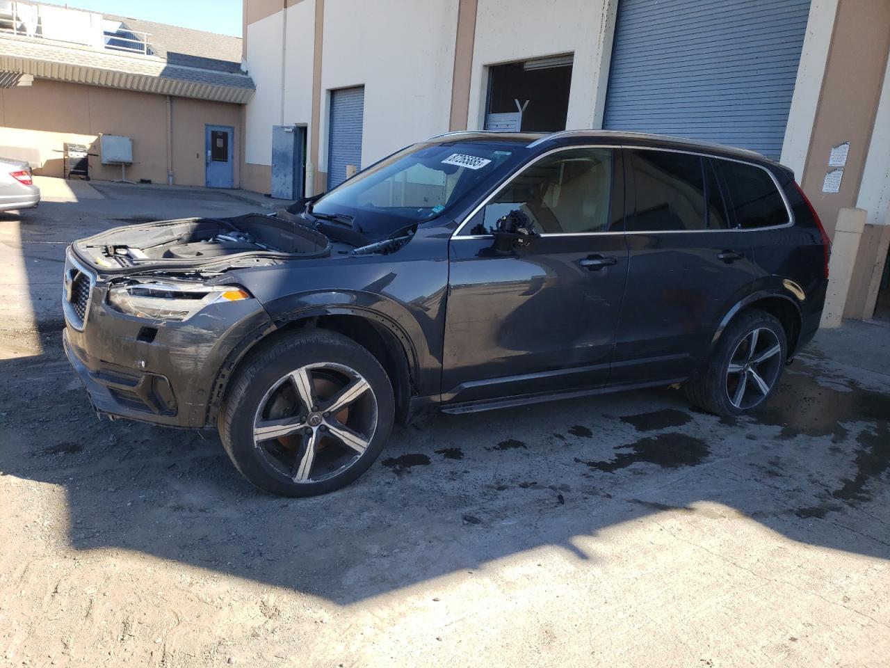 2016 VOLVO XC90