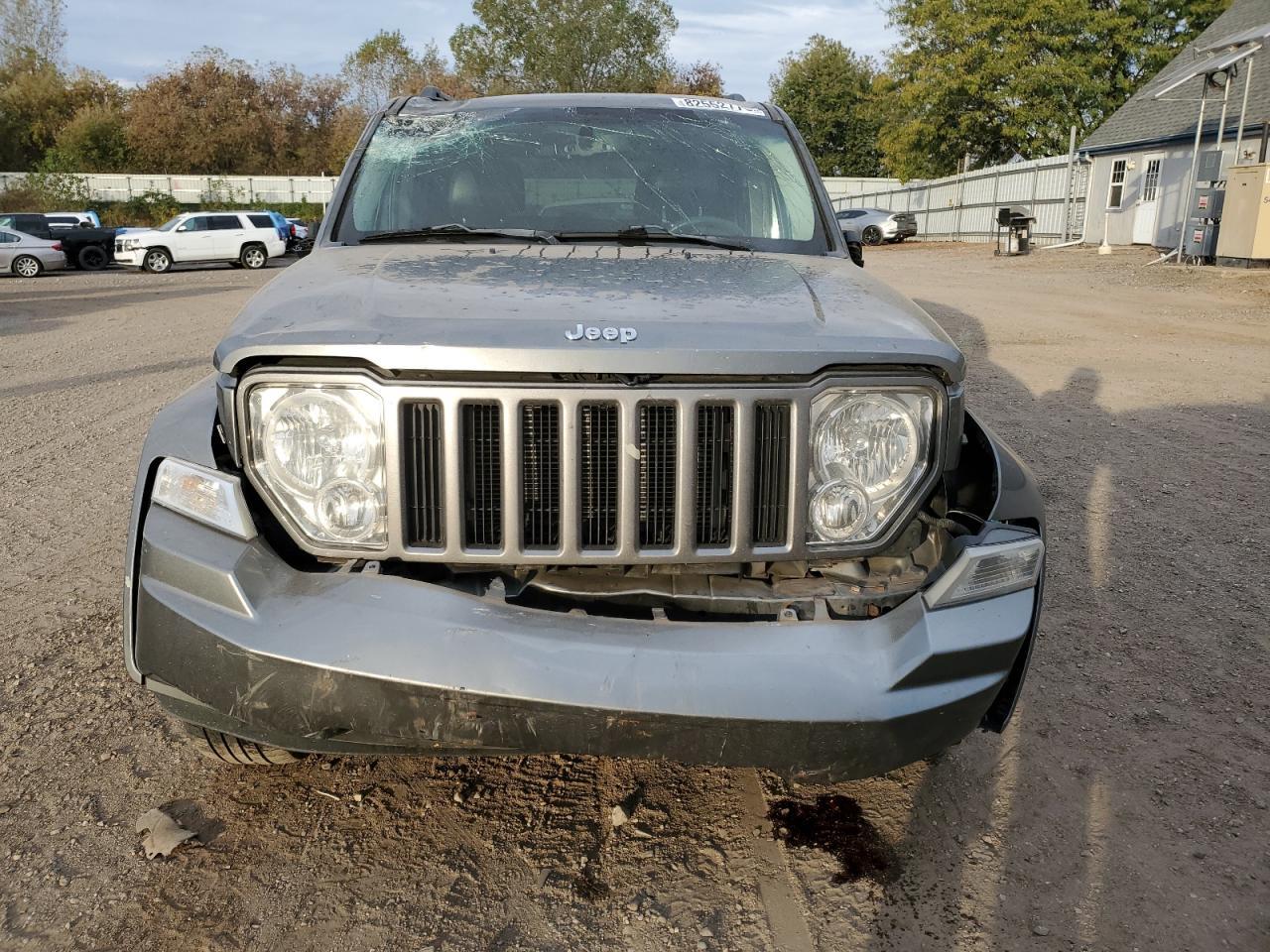 2012 JEEP Liberty