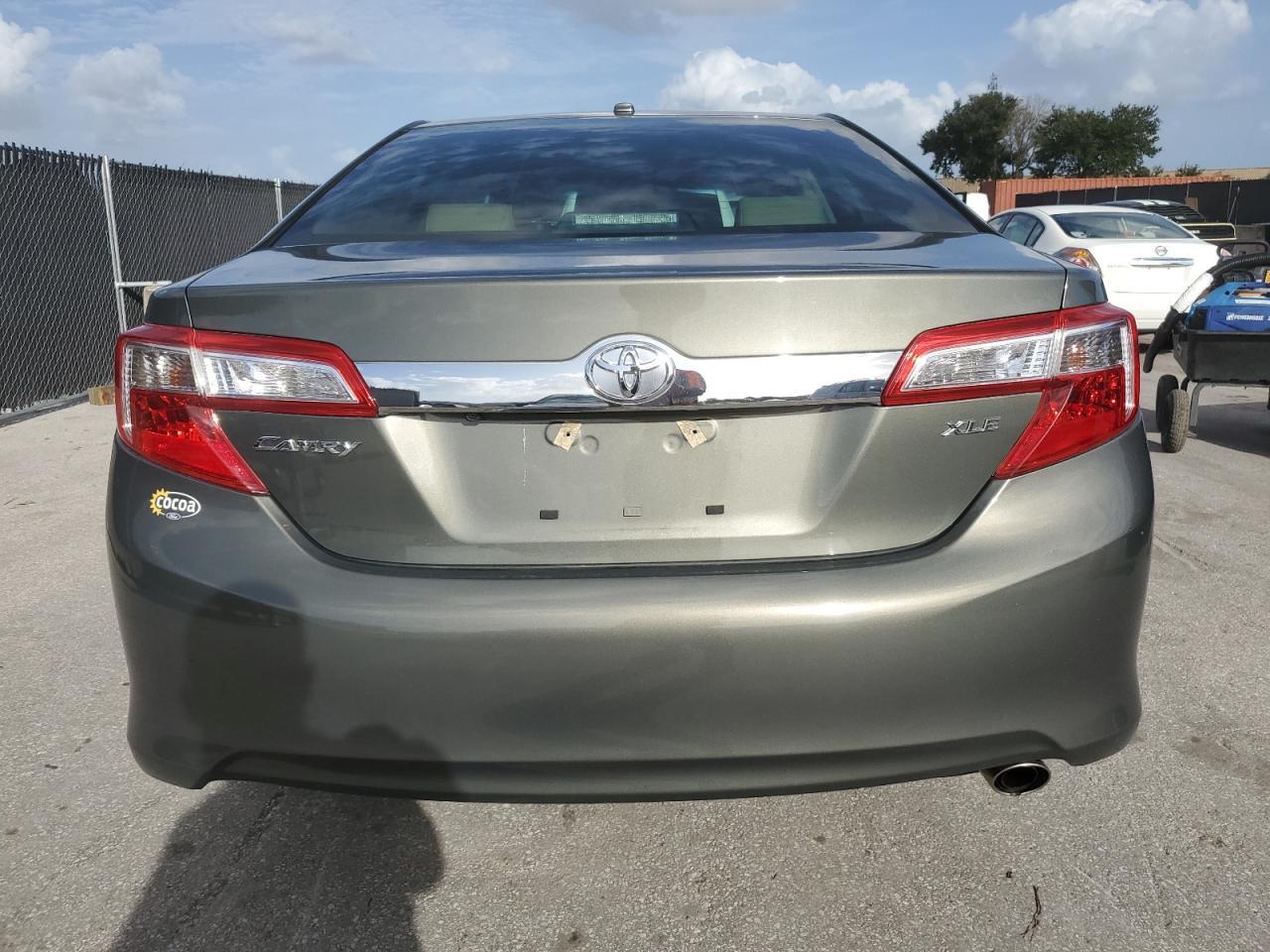 2013 TOYOTA CAMRY