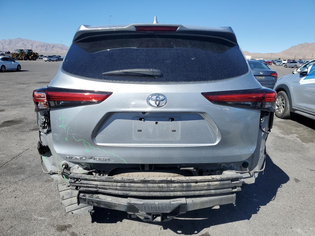 2021 TOYOTA HIGHLANDER