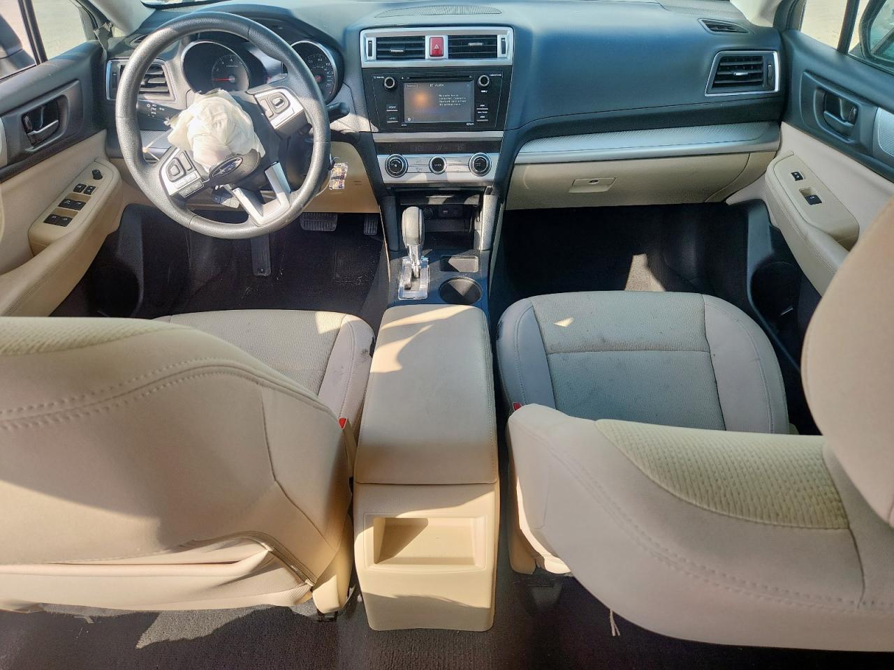 2017 SUBARU Legacy