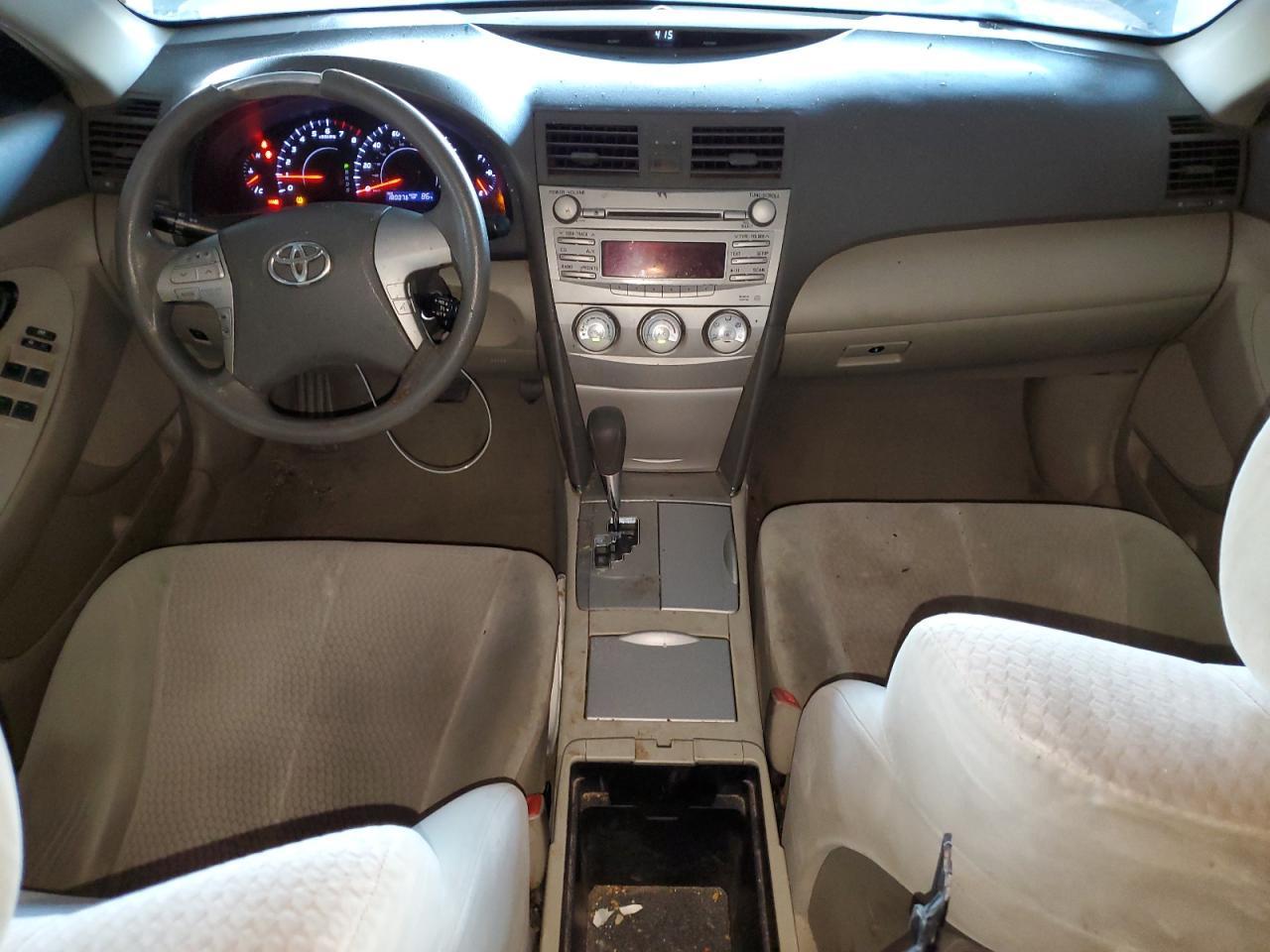 2011 TOYOTA CAMRY