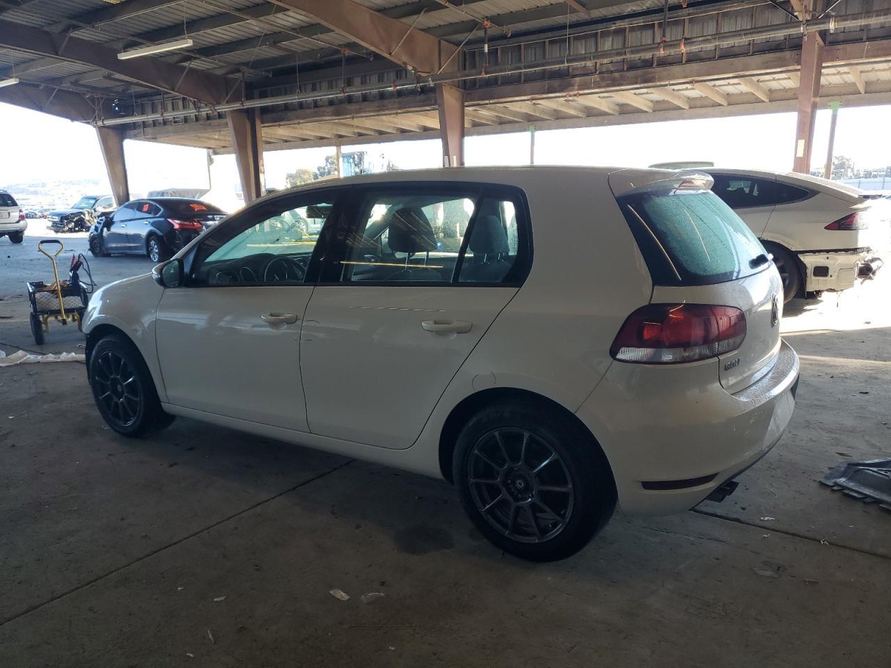 2013 VOLKSWAGEN GOLF