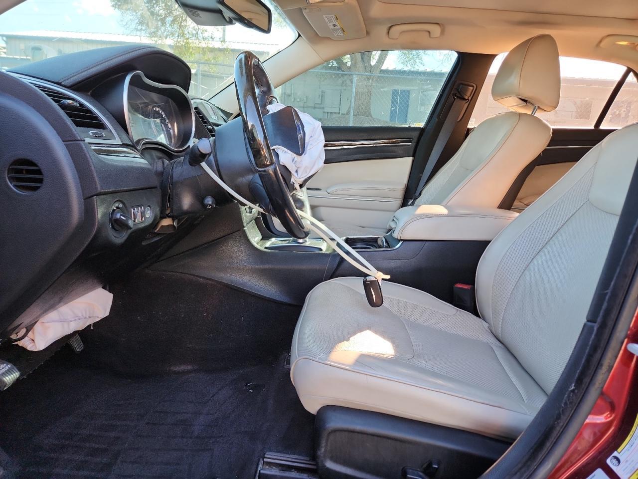 2016 CHRYSLER 300