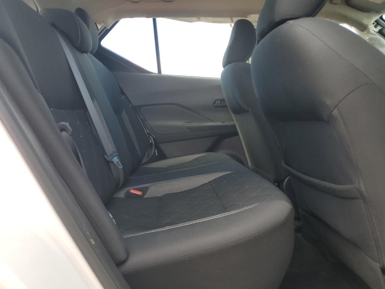 2020 NISSAN KICKS