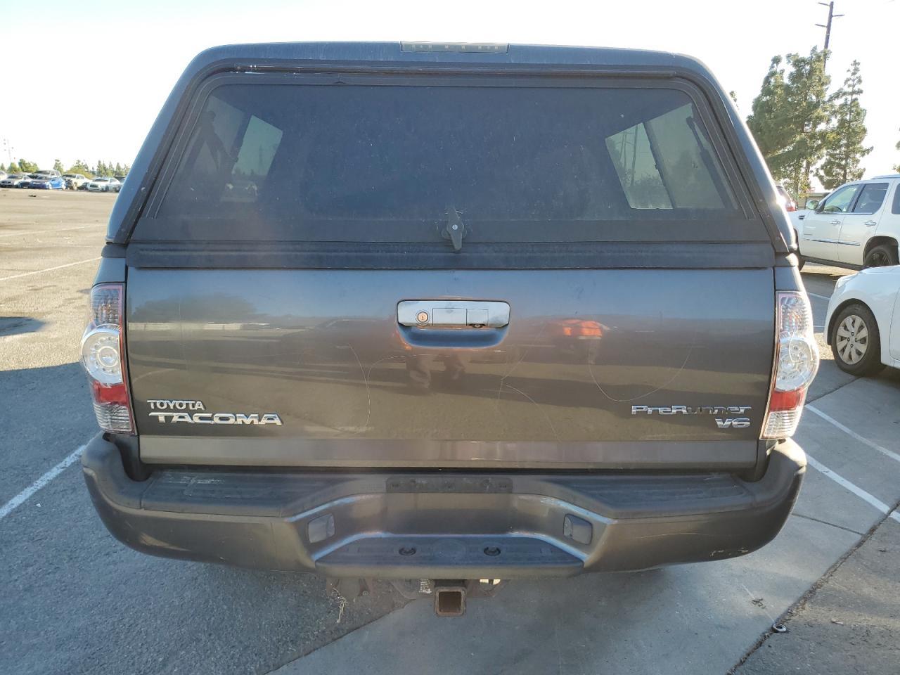 2011 TOYOTA TACOMA