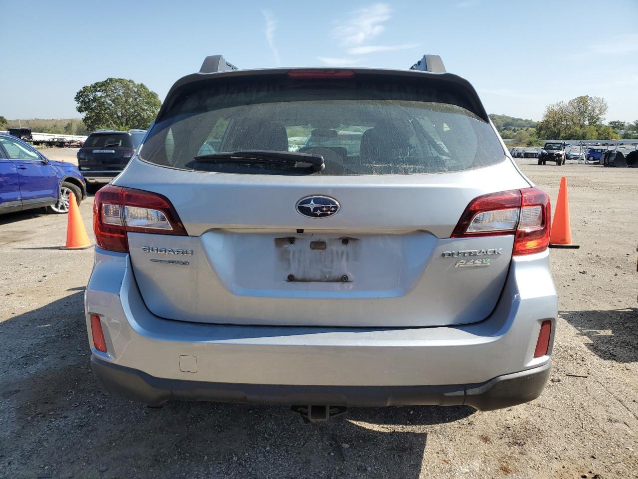 2017 SUBARU Outback