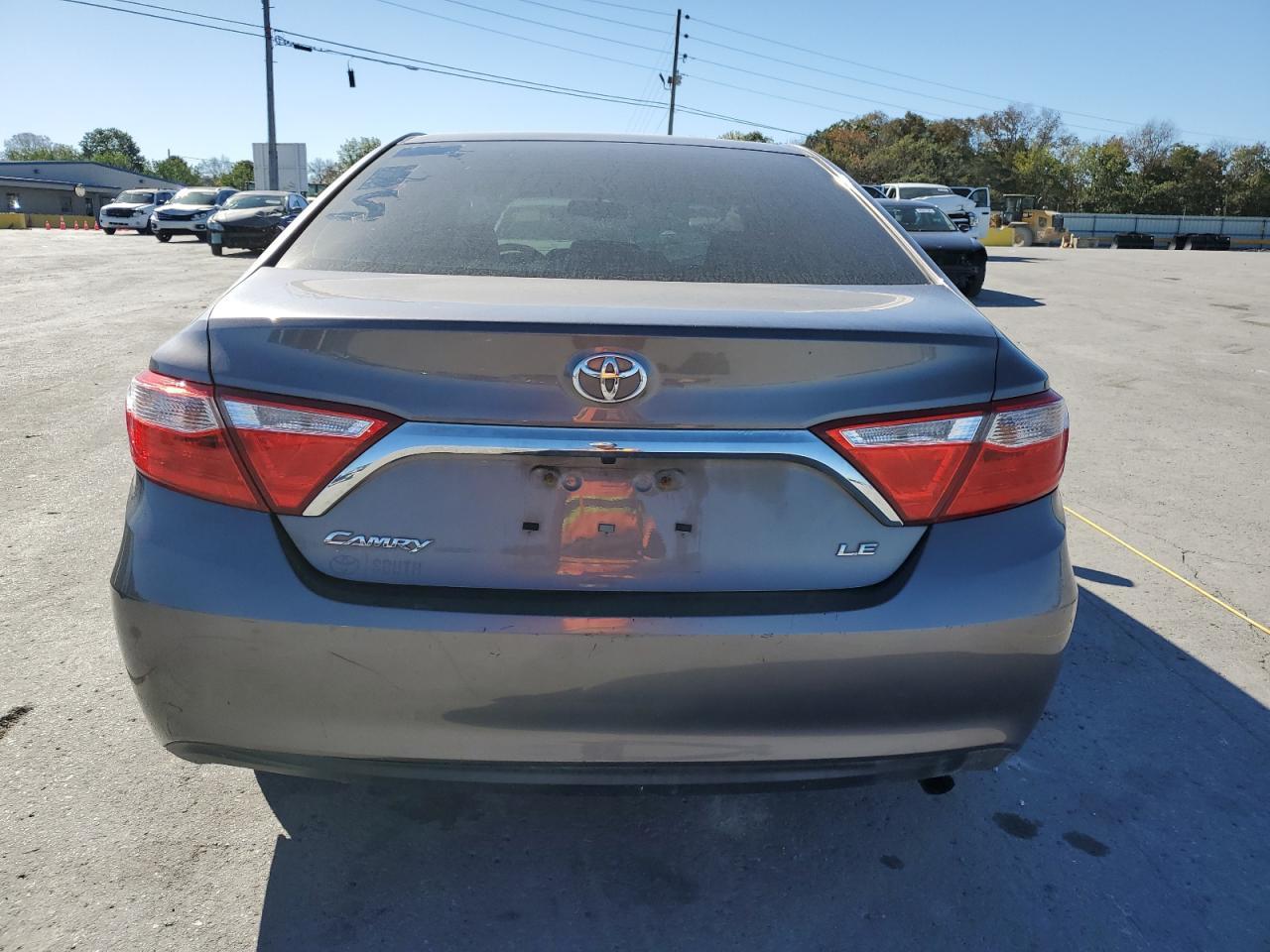 2016 TOYOTA CAMRY