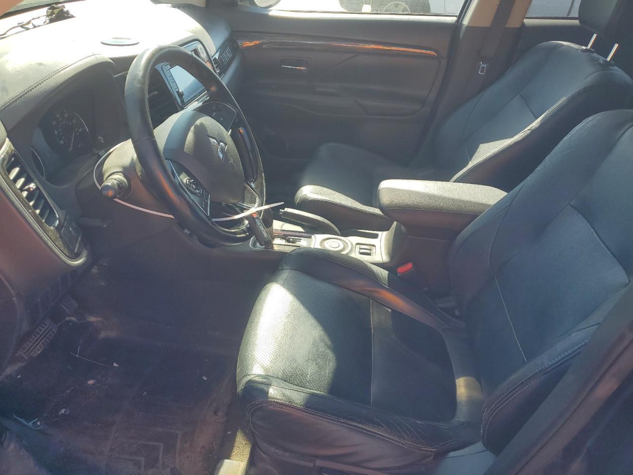 2016 MITSUBISHI outlander