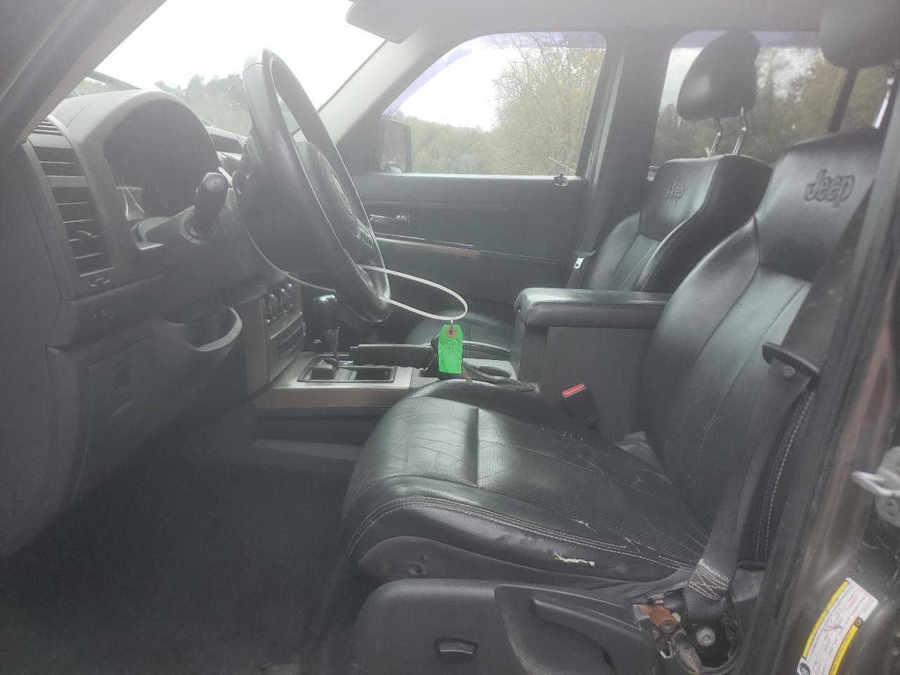 2012 JEEP Liberty
