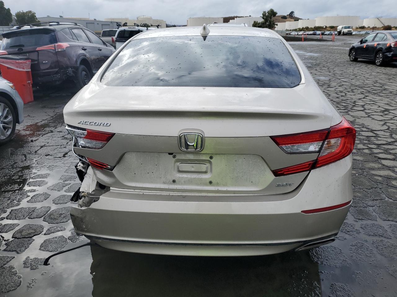 2018 HONDA ACCORD