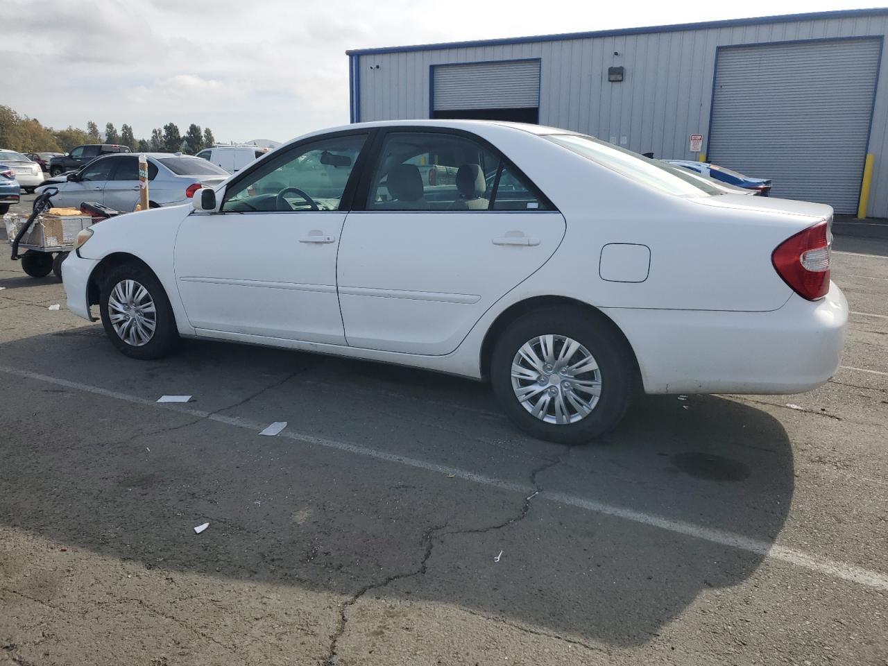 2004 TOYOTA CAMRY