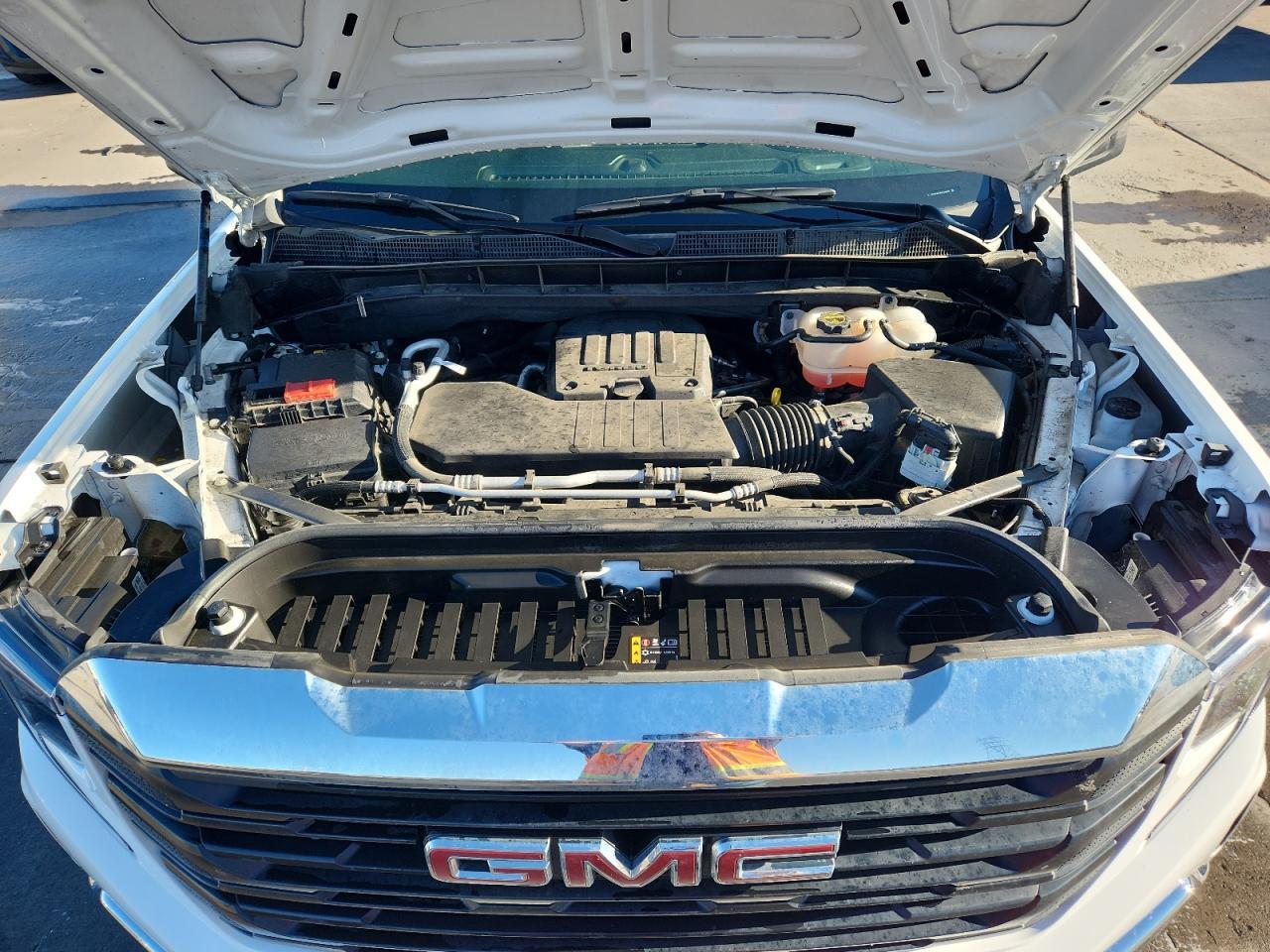 2024 GMC Sierra