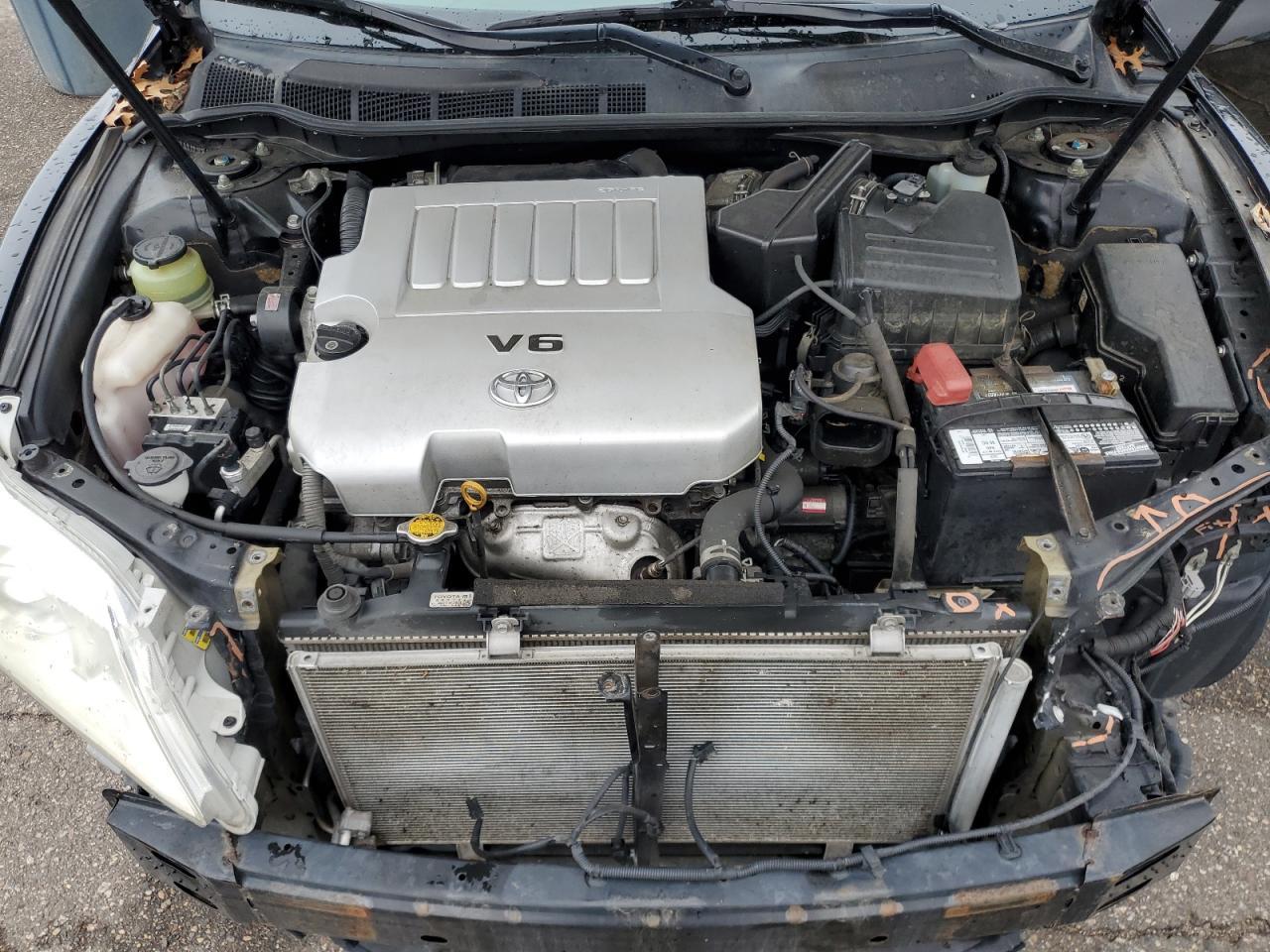 2011 TOYOTA CAMRY