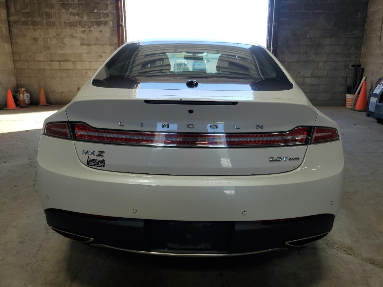 2018 LINCOLN MKZ