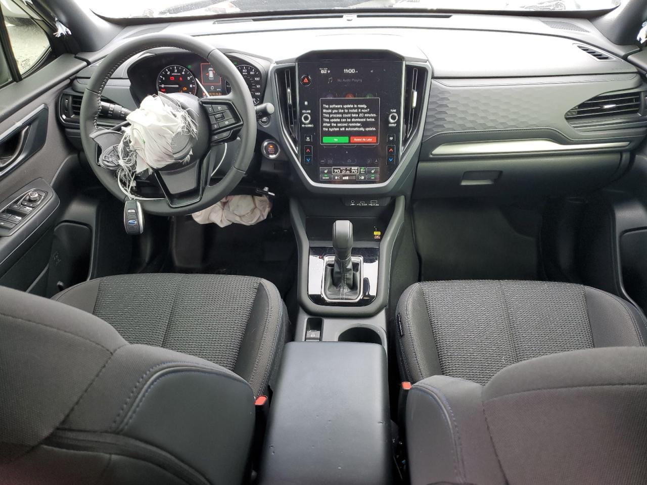 2025 SUBARU FORESTER