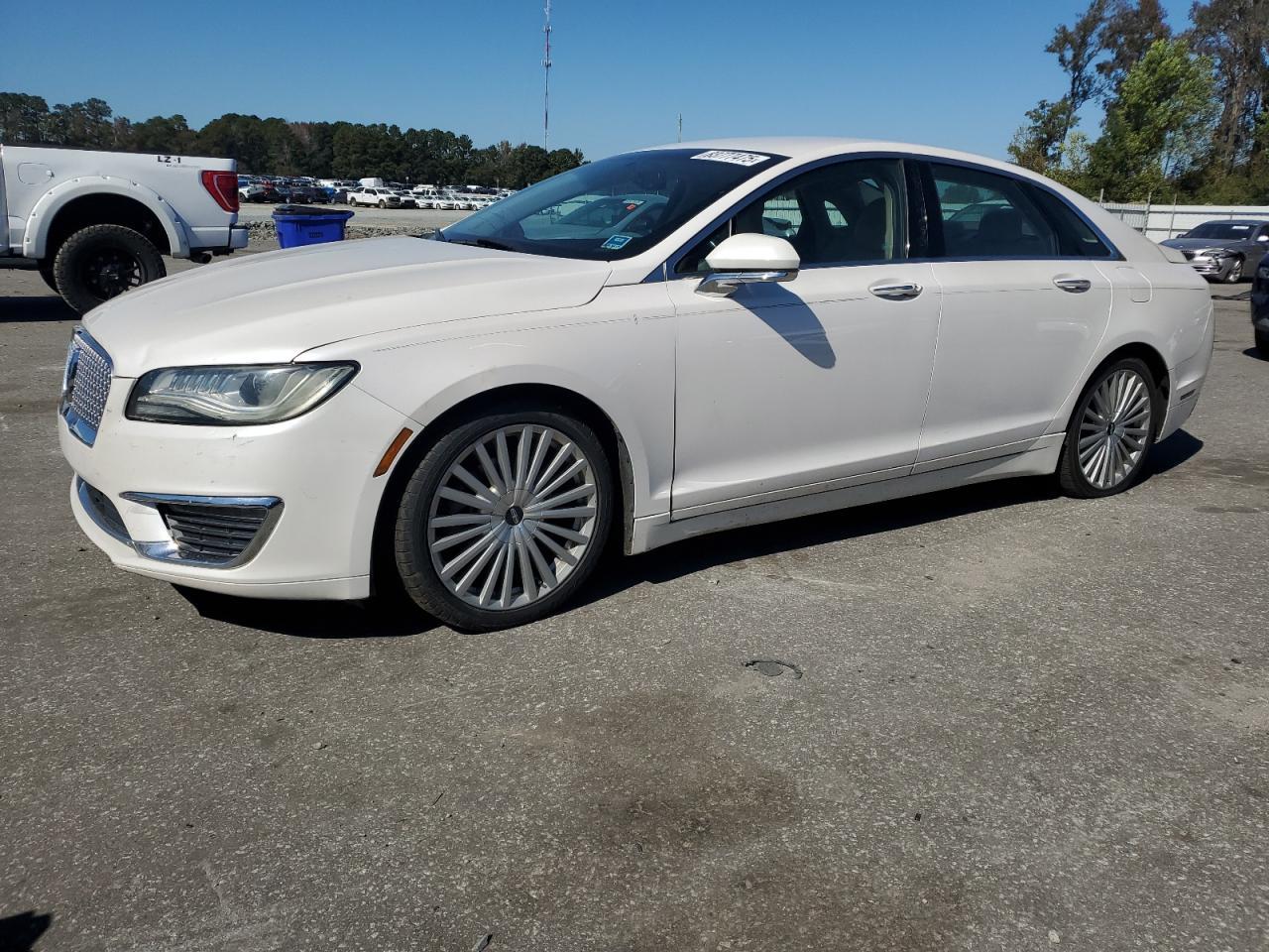 2017 LINCOLN MKZ