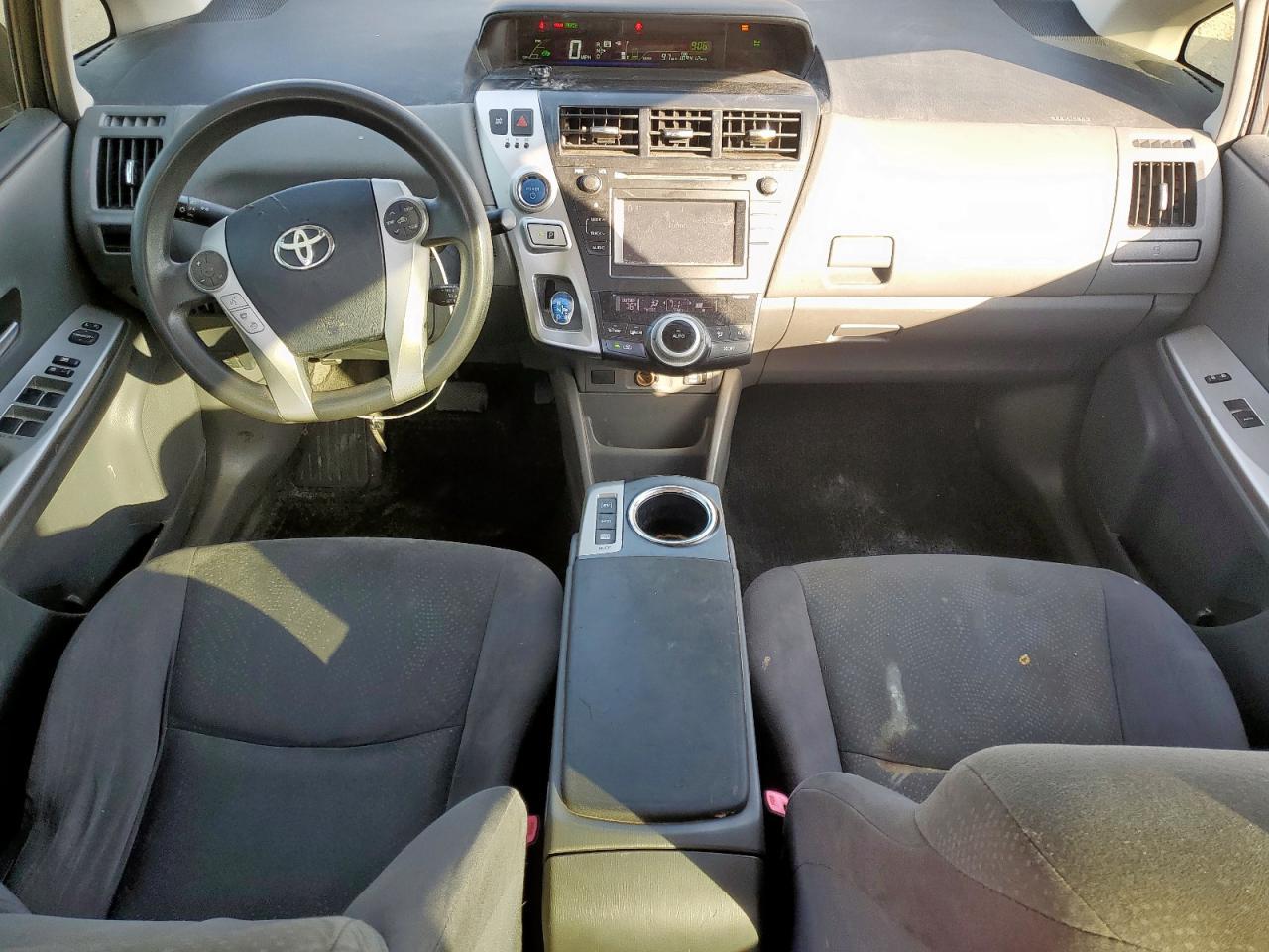 2014 TOYOTA PRIUS V