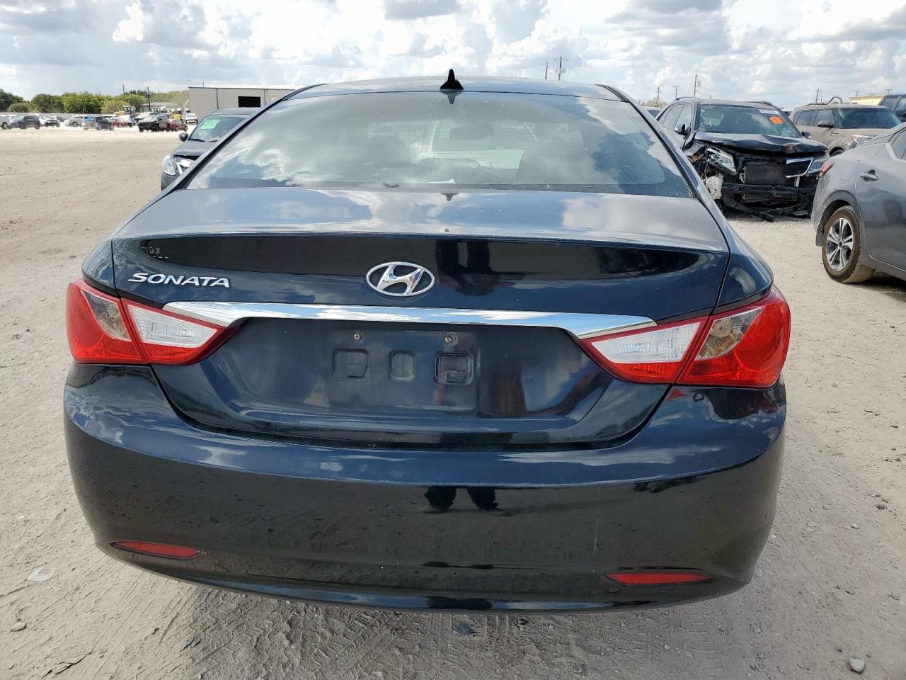 2013 HYUNDAI SONATA