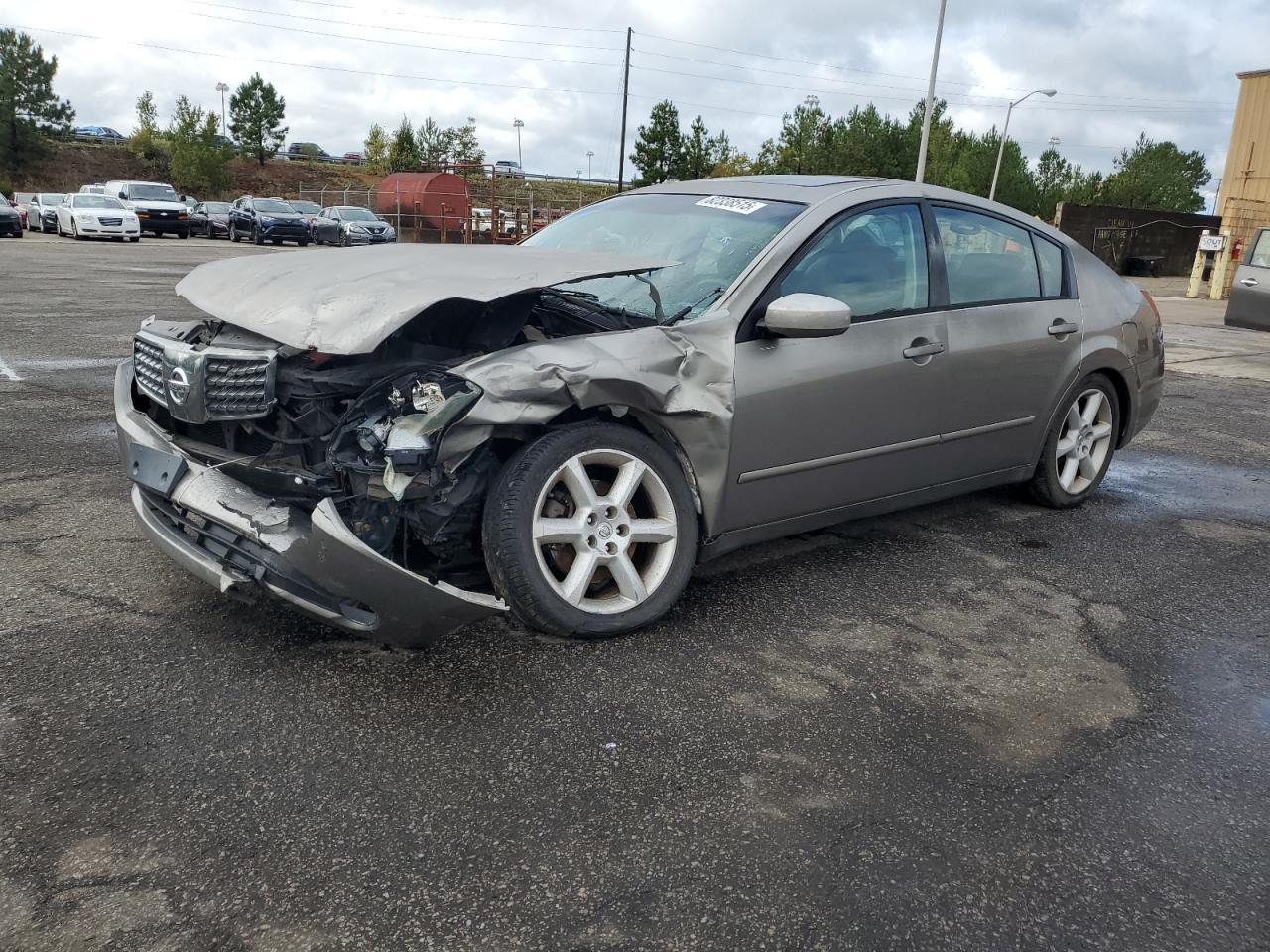 2005 NISSAN Maxima