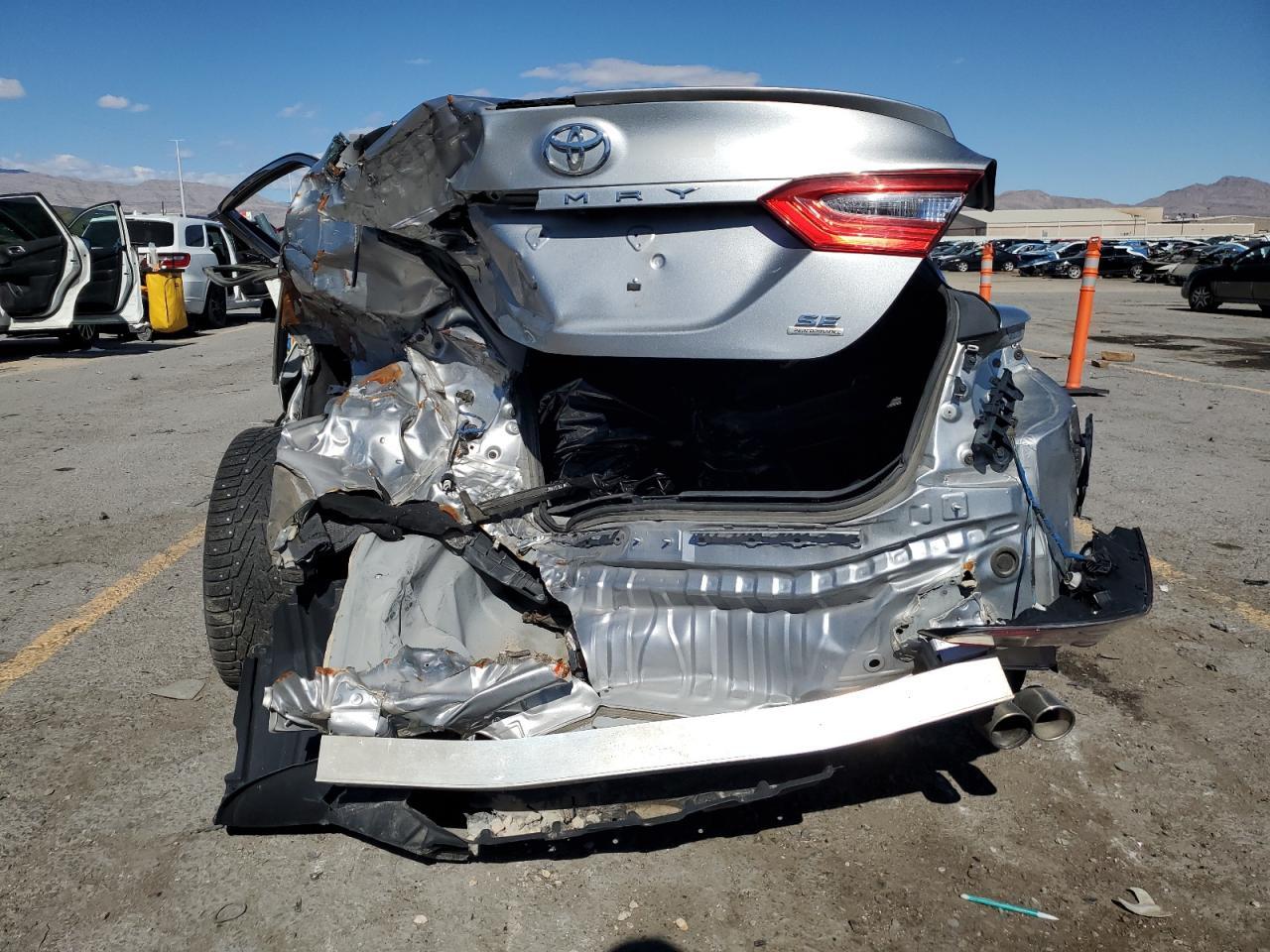 2018 TOYOTA CAMRY