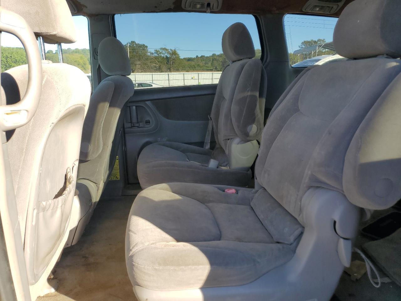 2006 TOYOTA SIENNA