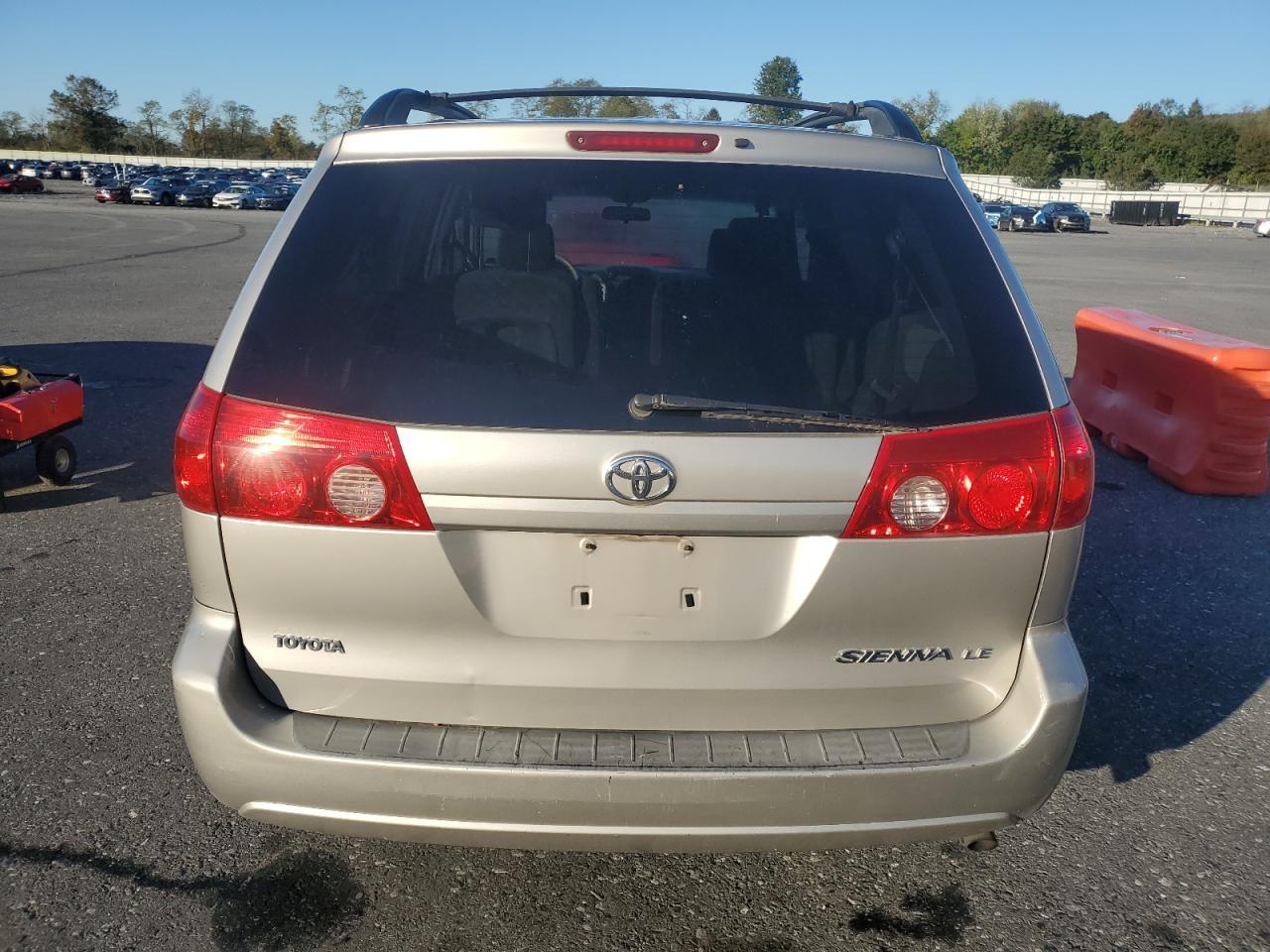 2007 TOYOTA SIENNA