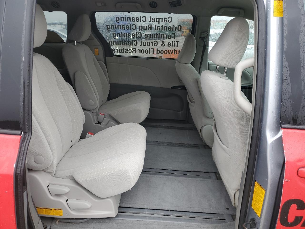 2014 TOYOTA SIENNA