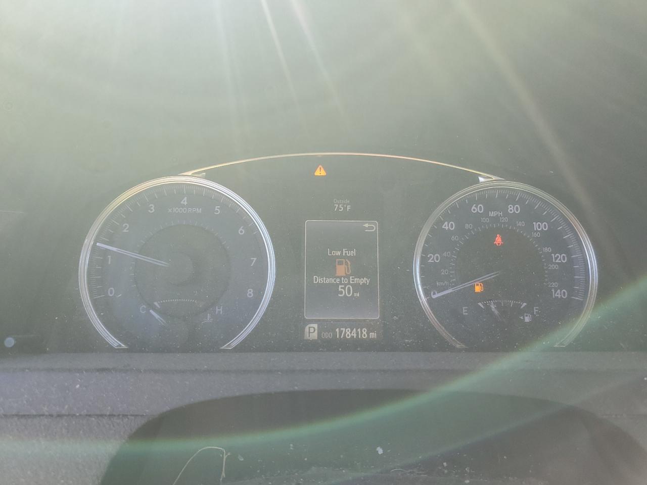 2016 TOYOTA CAMRY