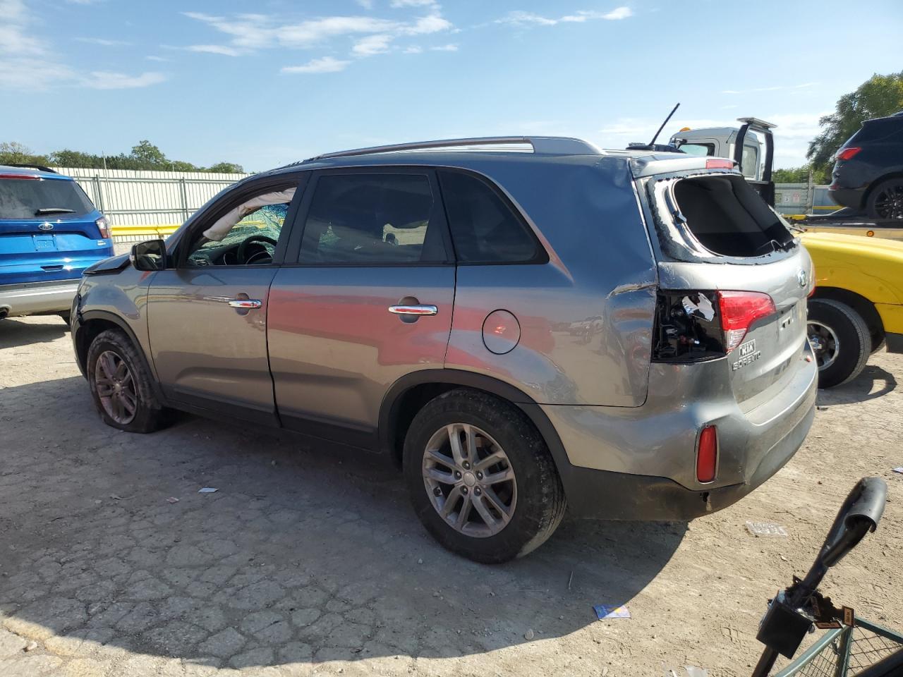 2015 KIA SORENTO