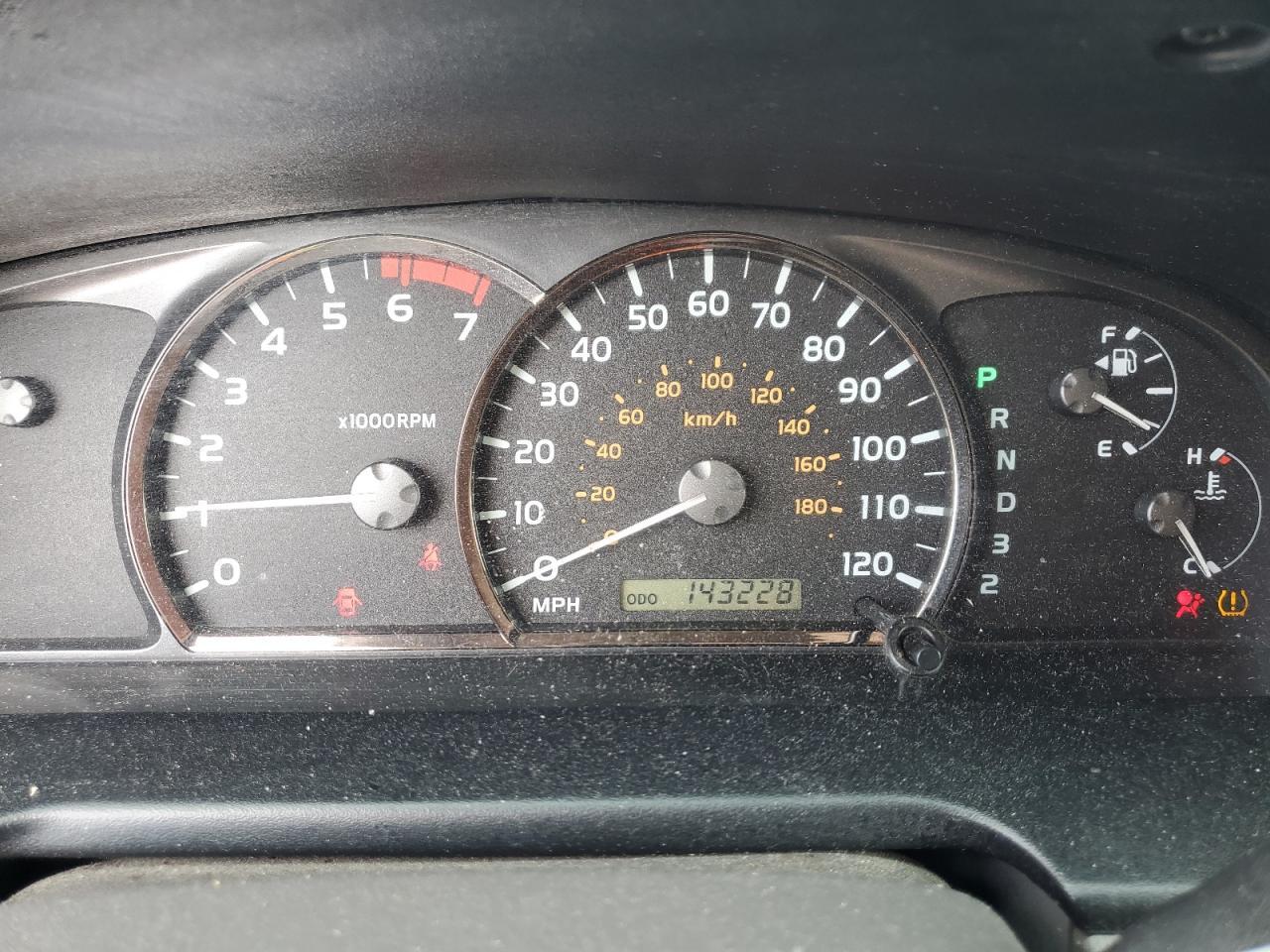 2006 TOYOTA Sequoia