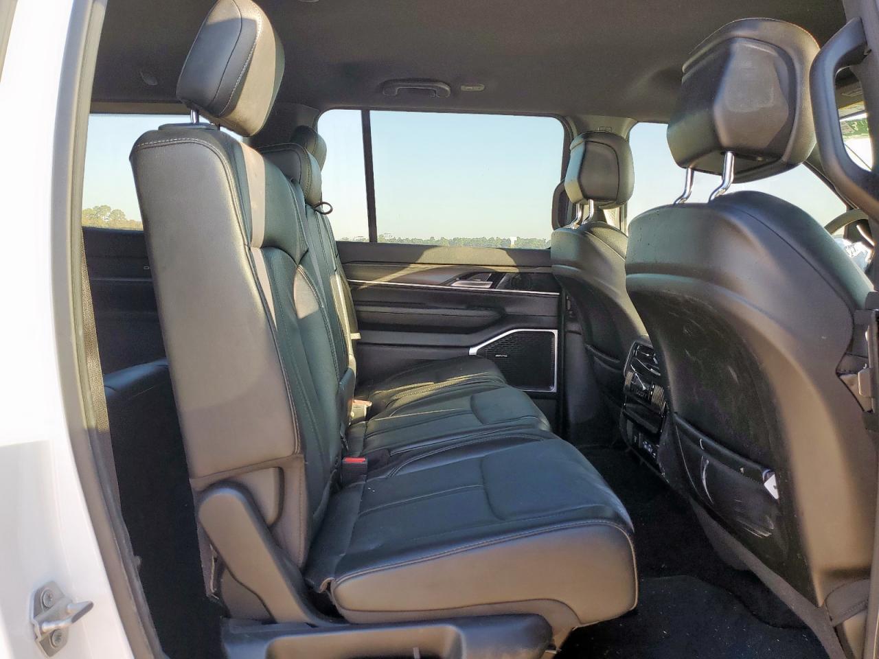 2023 JEEP Wagoneer
