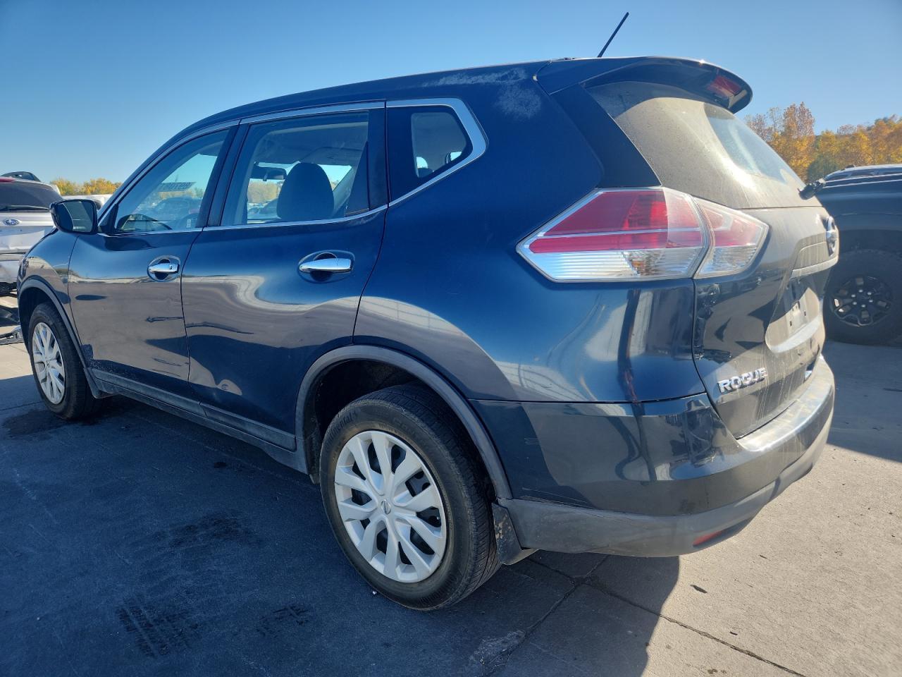 2015 NISSAN ROGUE