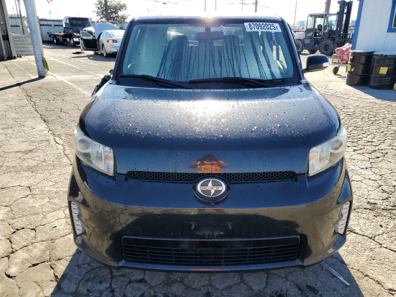 2015 TOYOTA SCION