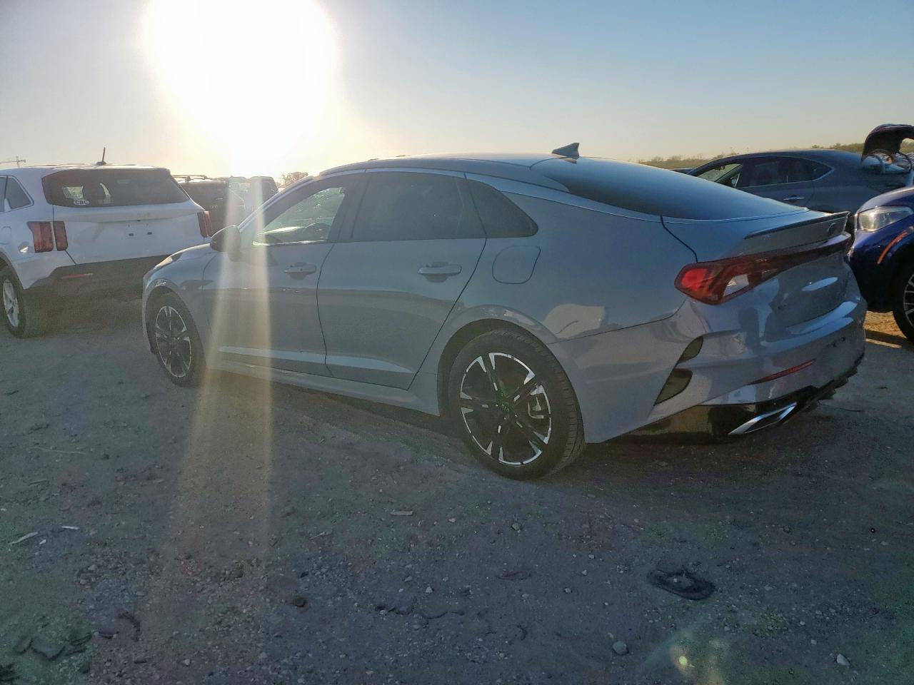 2021 KIA K5