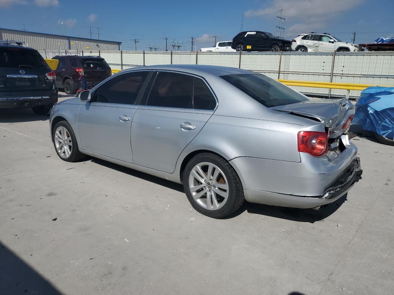 2005 VOLKSWAGEN JETTA