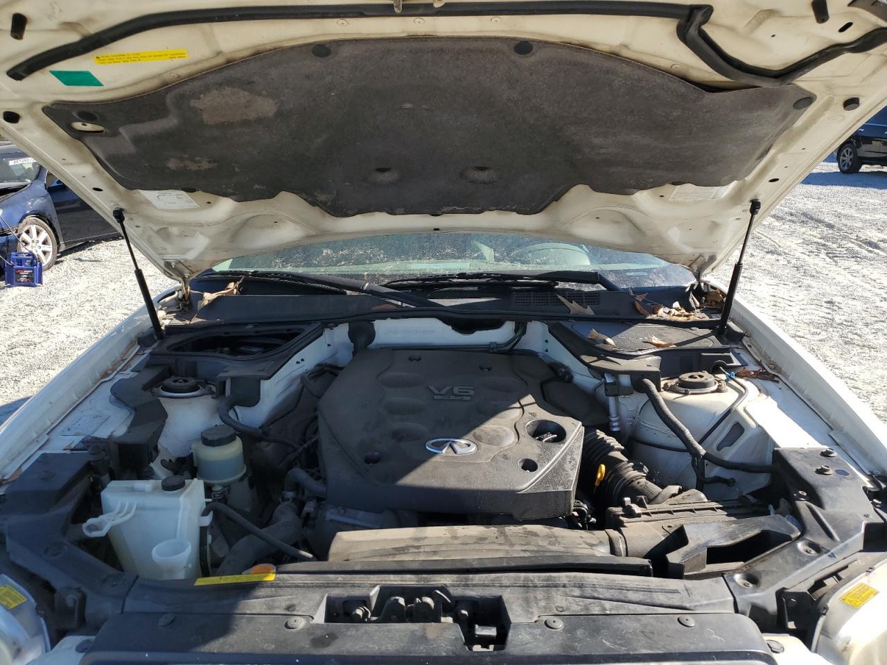 2004 INFINITI FX35